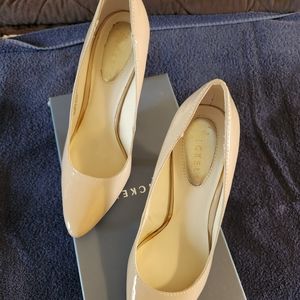 Nickels 5.5 cream
